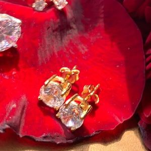 .925 Yellow gold plated stud earrings Cubic CZ
